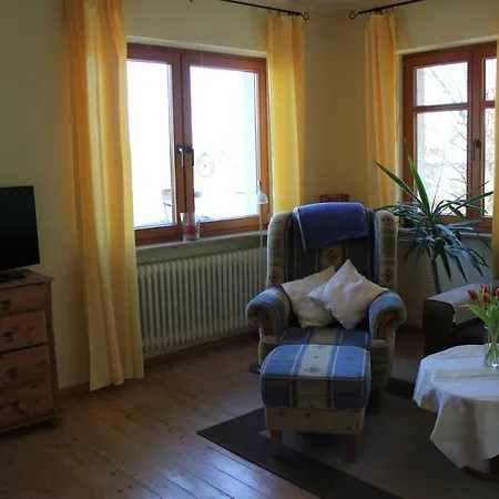 Zur Burg Eltz Apartment *