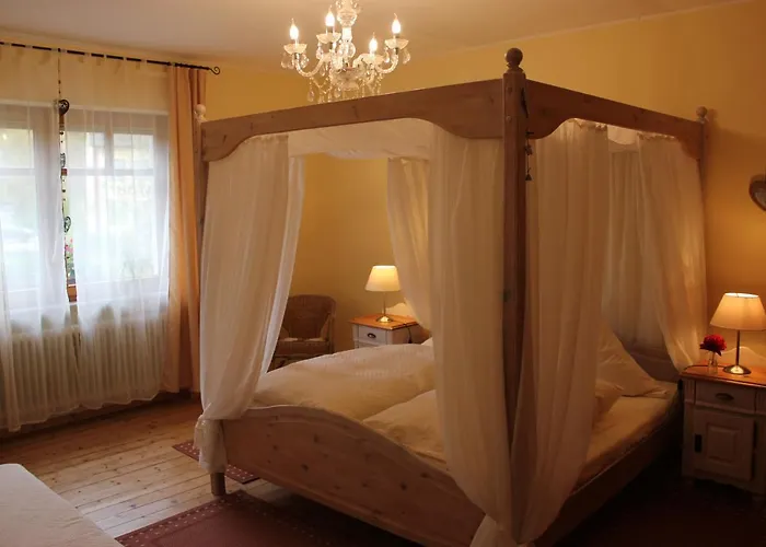 Zur Burg Eltz 아파트 윌솀