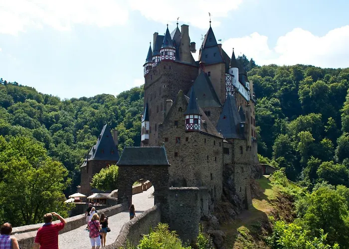 아파트 Zur Burg Eltz